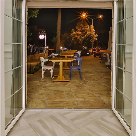 Hotel Livia 3*